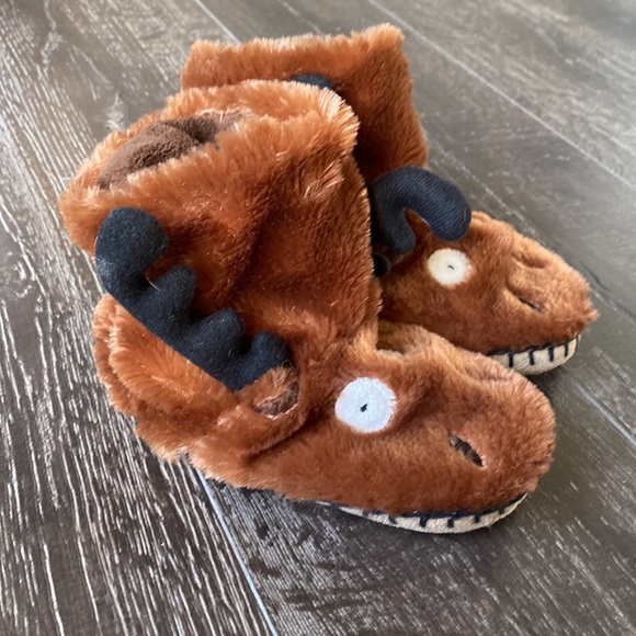 Little Blue House Moose Slippers - Picture 2 of 4